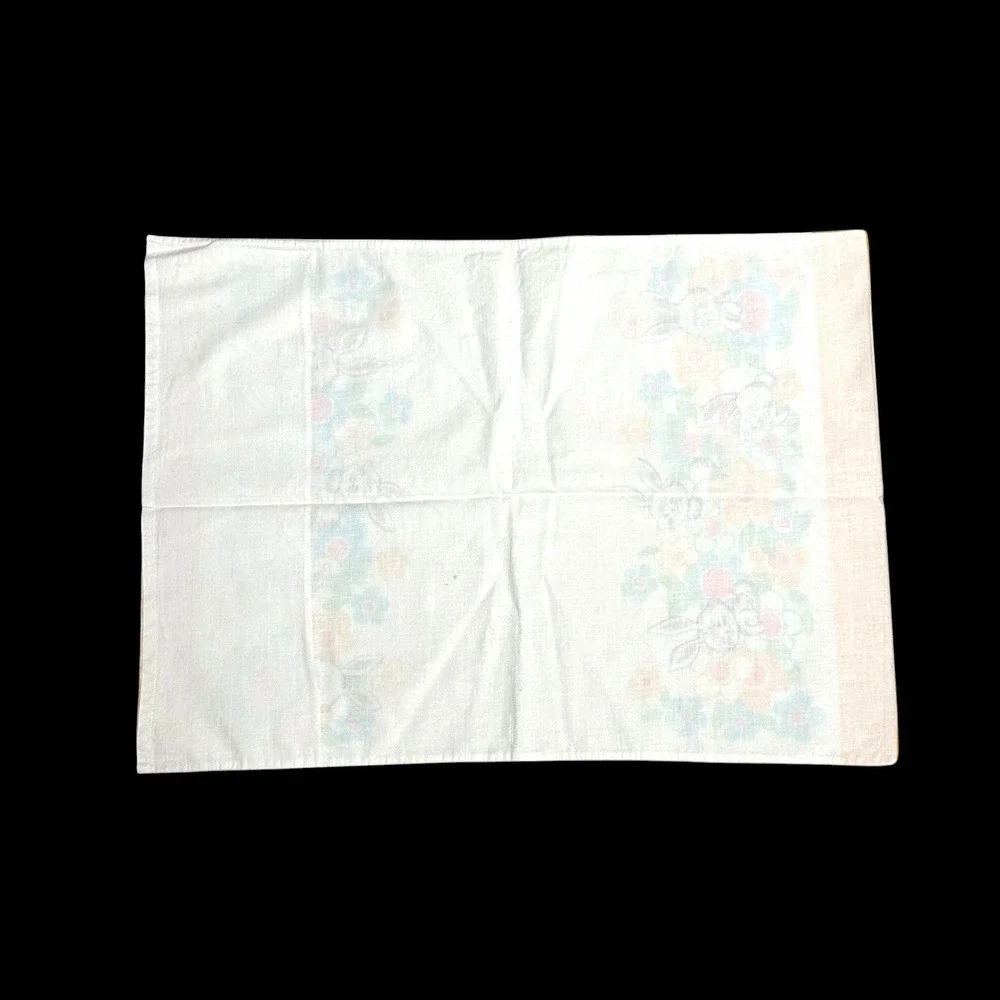 Vintage crib sheet